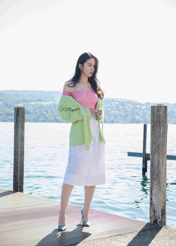 LIU Yifei 刘亦菲 in ANNY 105 siren song suede.jpg
