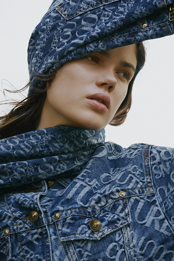 Versace Jeans Couture_FW20 Adv Campaign (1).jpg