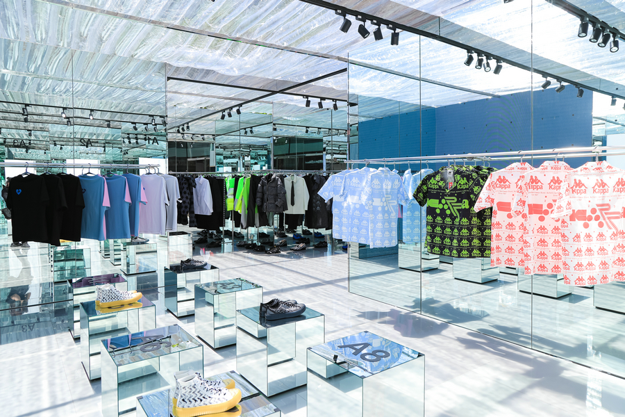 20210529215036rmrzy.jpg 11. Kappa运动时装系列产品售卖区.jpg