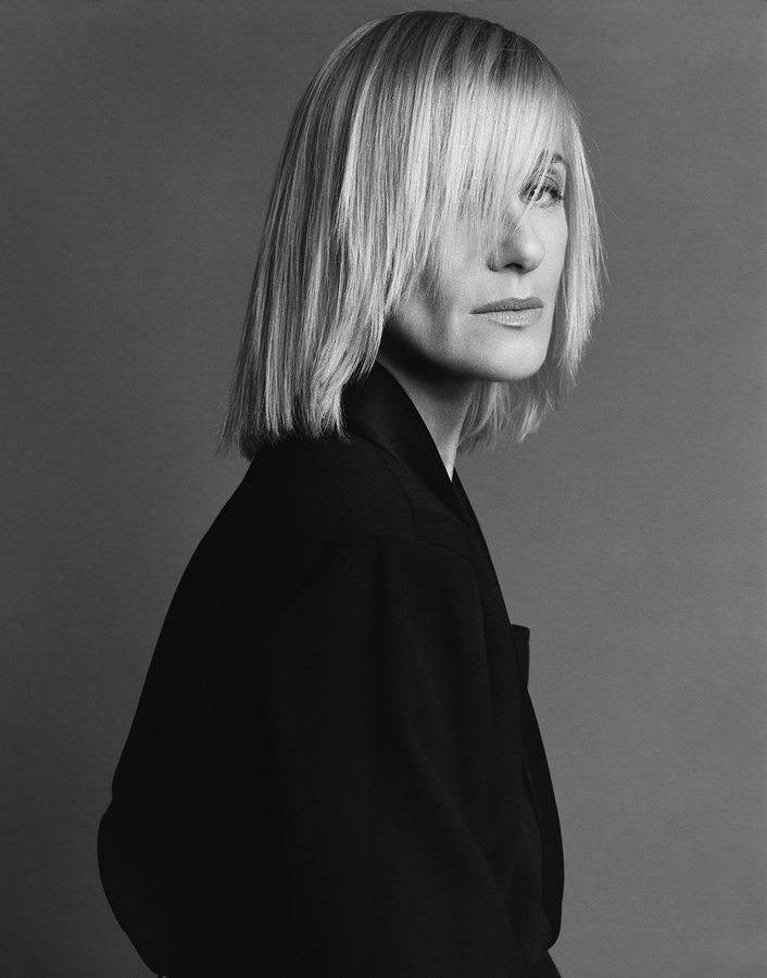 20210608151210qfgzt.jpg Betty Catroux;摄影师:Steven Meisel (2).jpg