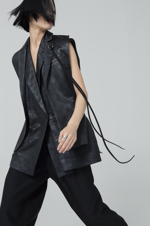 20221014192947irqug.jpg CMHss23campaign4.jpg