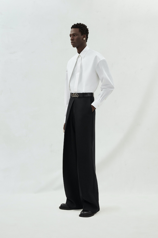 AMQ AW23 MENS LOOK 3.jpg