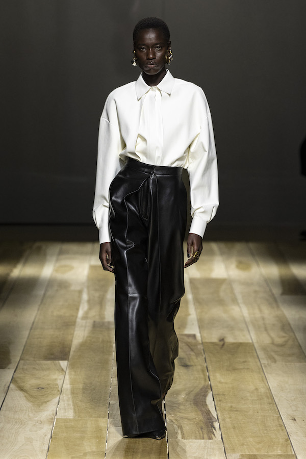 LOOK 3.jpg