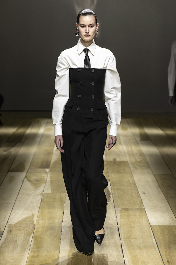 LOOK11.jpg