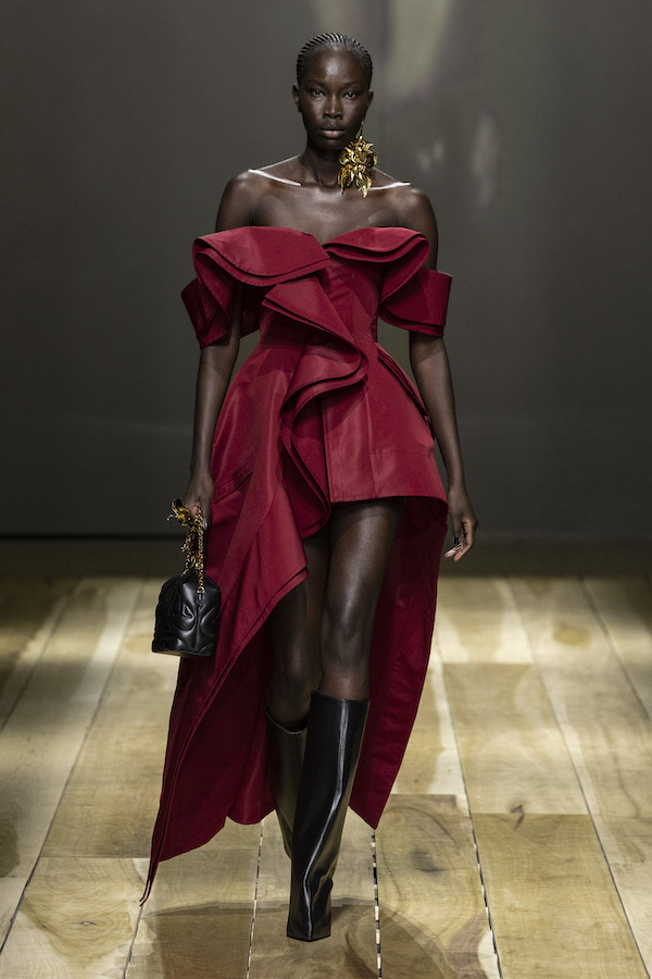 LOOK22.jpg