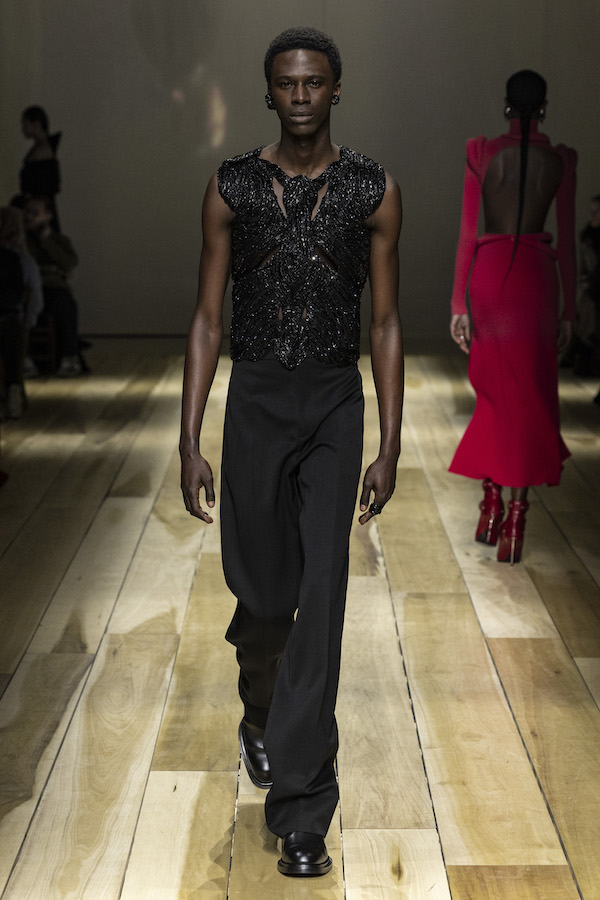 LOOK32.jpg