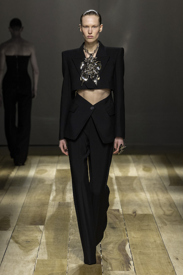 LOOK54.jpg
