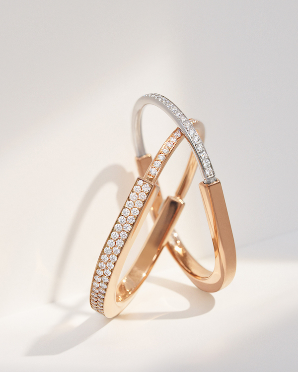 Tiffany & Co. 蒂芙尼Lock系列18K玫瑰金镶钻手镯；18K玫瑰金及白金镶钻手镯.jpg