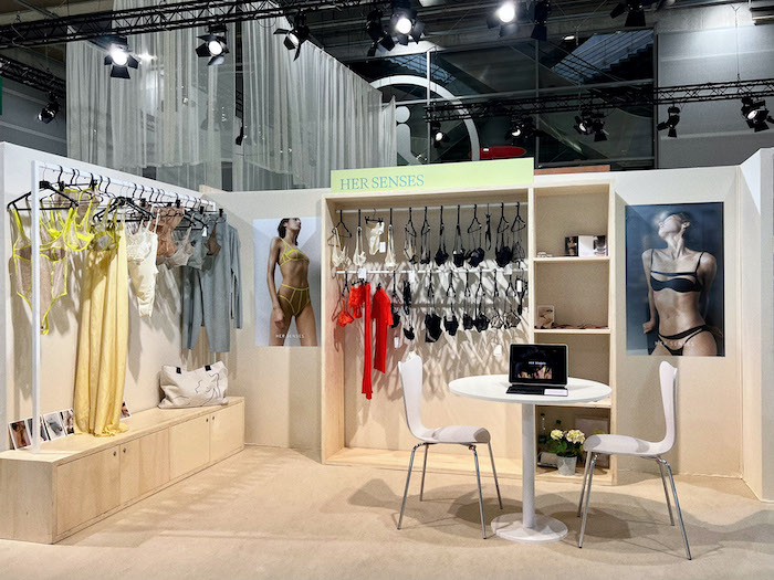 1-中国时装内衣品牌HER SENSES首登巴黎国际内衣展.jpg