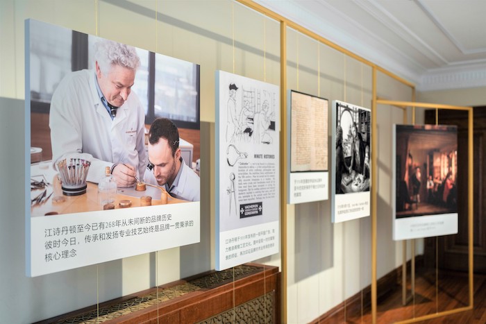 “One of Not Many卓尔不群导师计划”展区_3.jpg