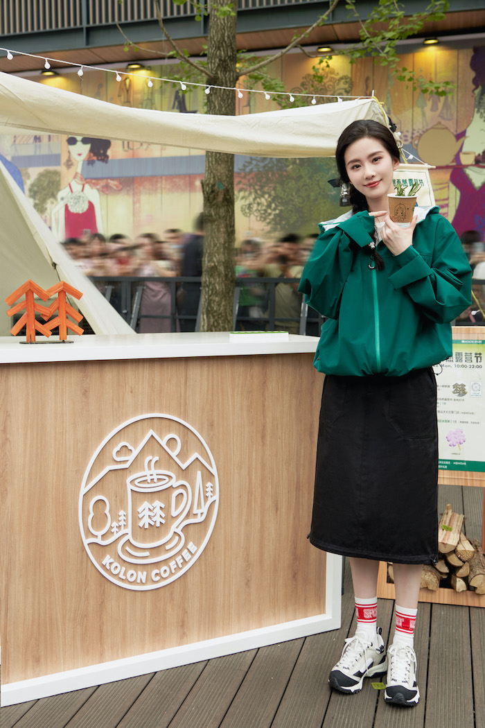 图片8 刘诗诗KOLON COFFEE 现场打卡图.JPG