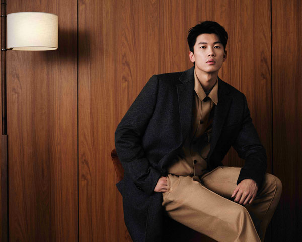 FW23-BOSS-CAMEL_Wang-Shun_LOOK3.jpg