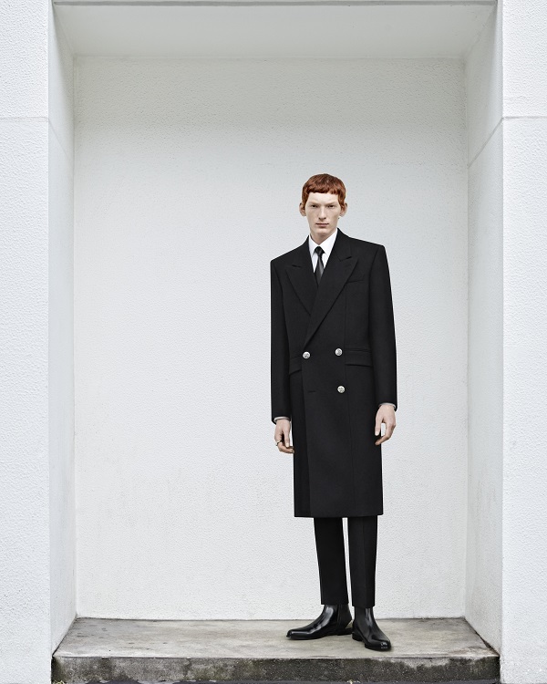 LOOK 3.jpg