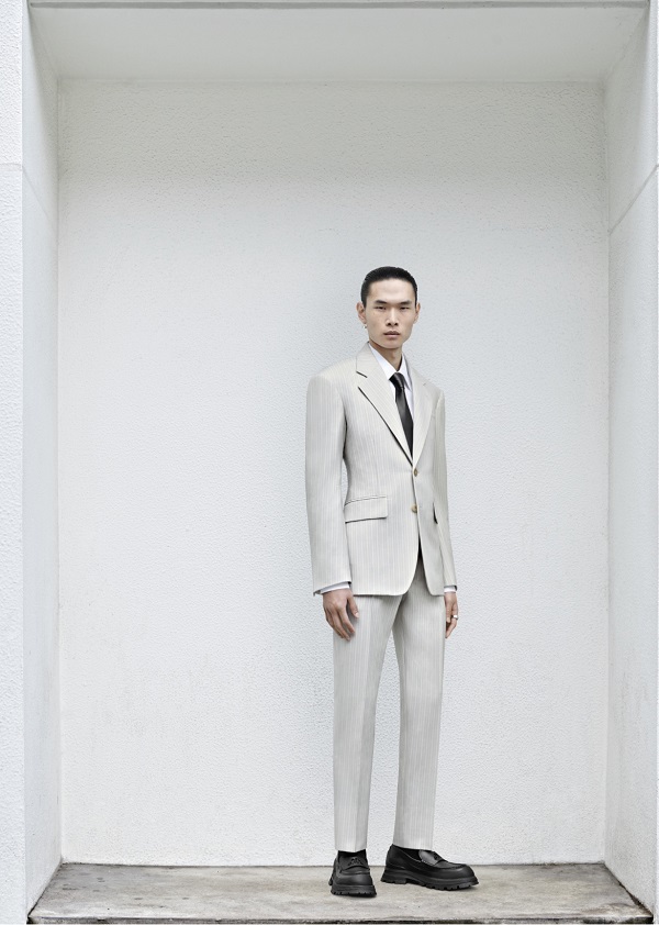 LOOK10.jpg