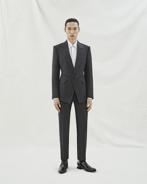 LOOK22.jpg
