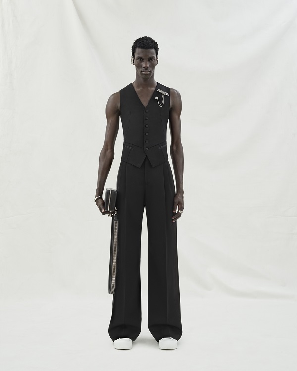 LOOK23.jpg
