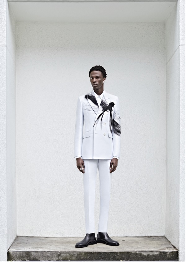 LOOK26.jpg