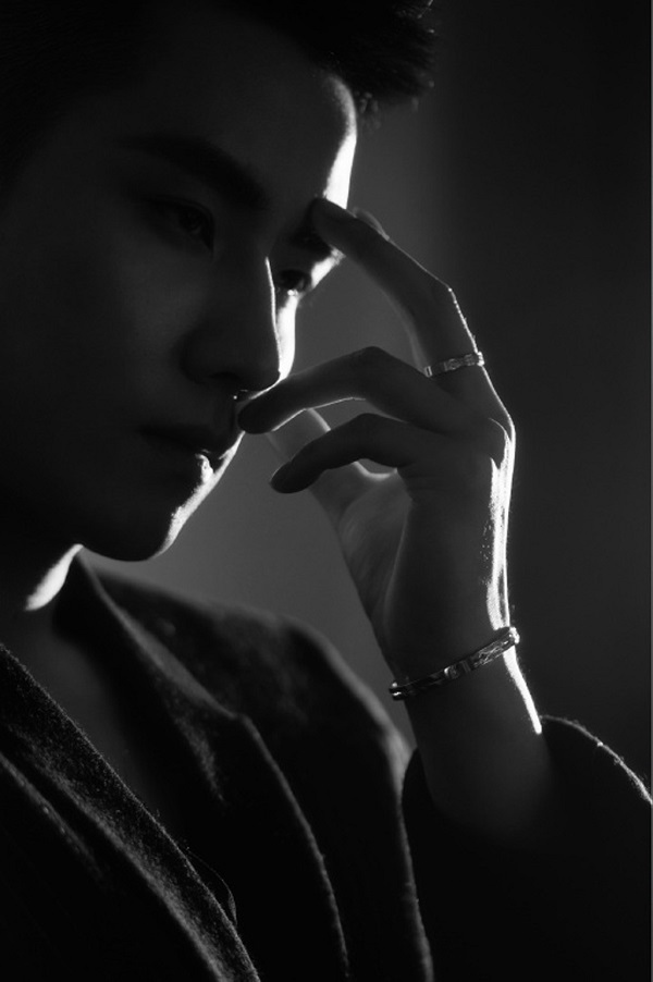 Ren Hao6.jpg