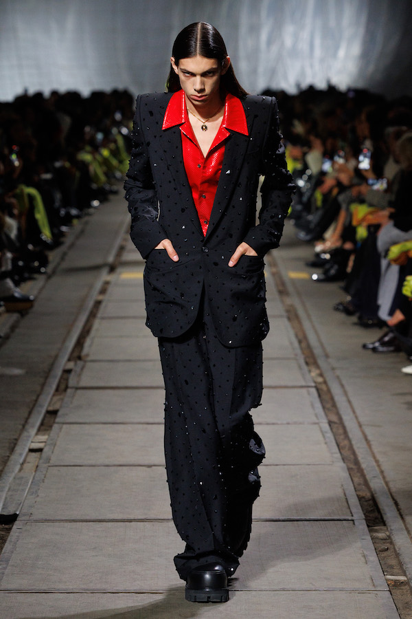 Alexander_McQueen_RTW_AW24_Look_49.jpg