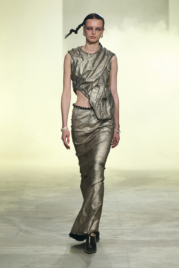 LOOK19.jpg