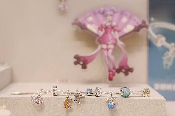 6、王者荣耀 x Pandora系列产品.jpg