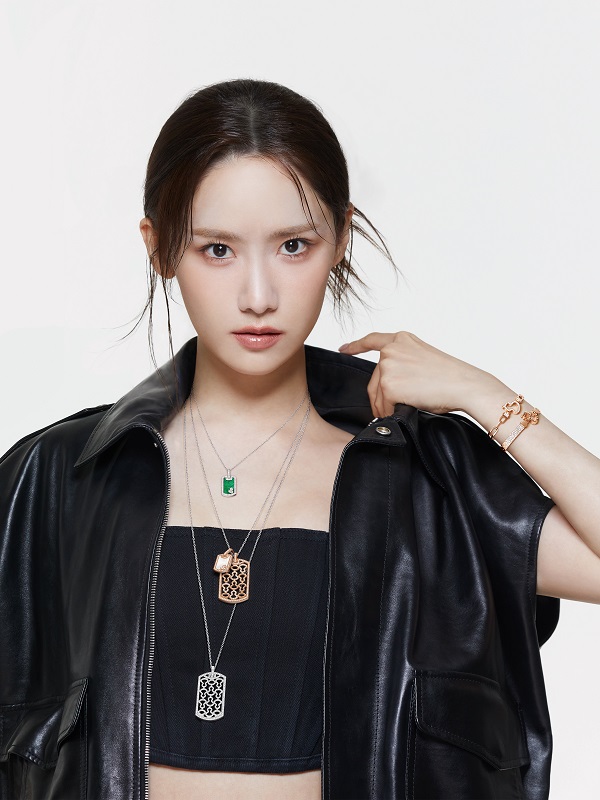 1 YOONA - Wulu Tag - V.jpg