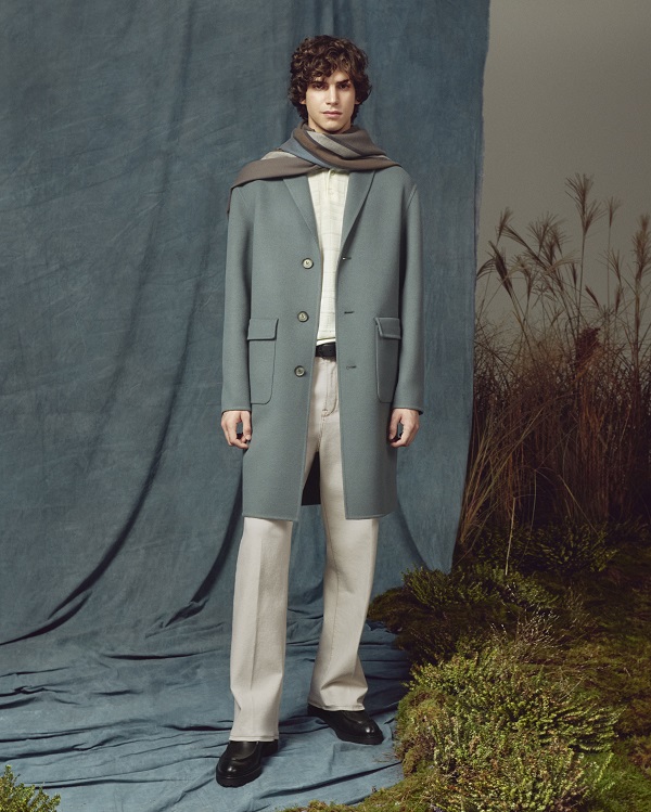 2. 24_FW_Lookbook_Image_Look01.jpg