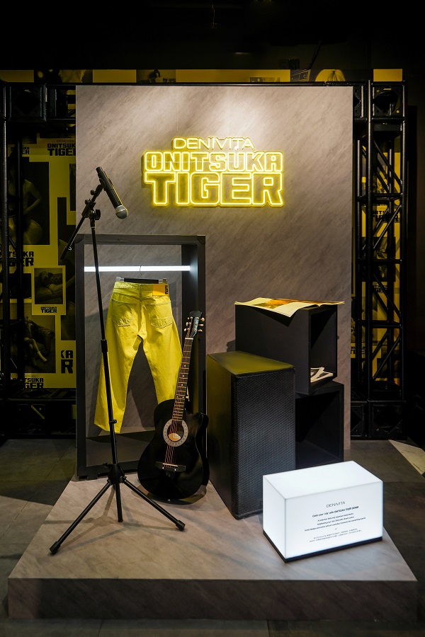 VENUE 2.jpg