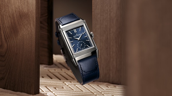 积家Reverso Tribute Duoface Small Seconds翻转系列双面双时区小秒针腕 （蓝色表盘款） - 情景图.jpg