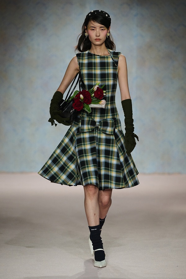 LOOK 24.jpg