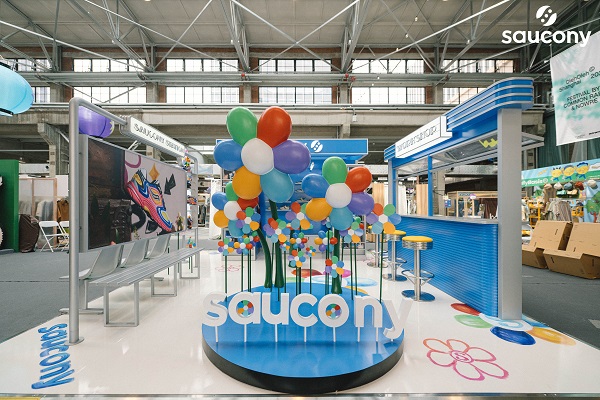 SAUCONY Oleh Oleh 室内空镜 1.jpeg