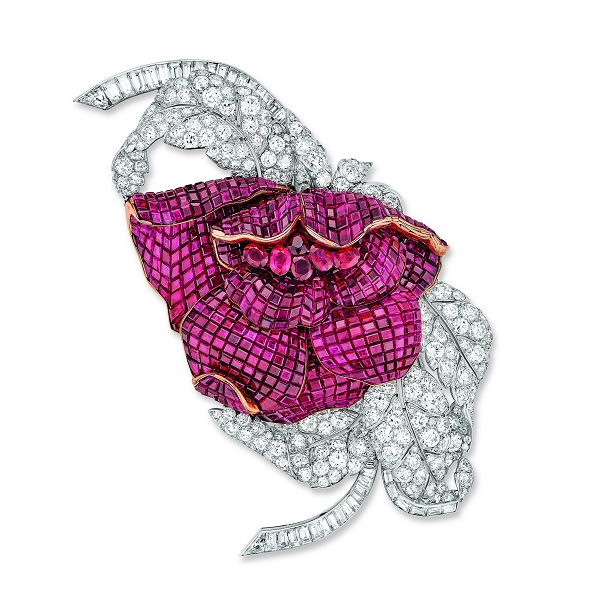 Pivoine胸针，1937年，铂金、黄K金、Mystery Set隐密式镶嵌红宝石、钻石，Van Cleef & Arpels Collection.jpg