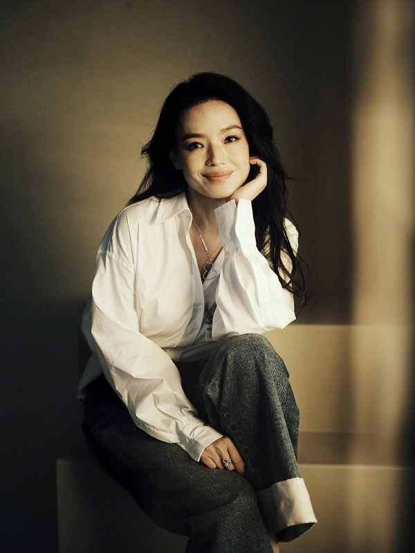 SHU QI AT TORONTO INTERNATIONAL FILM  - 1 (1).jpg