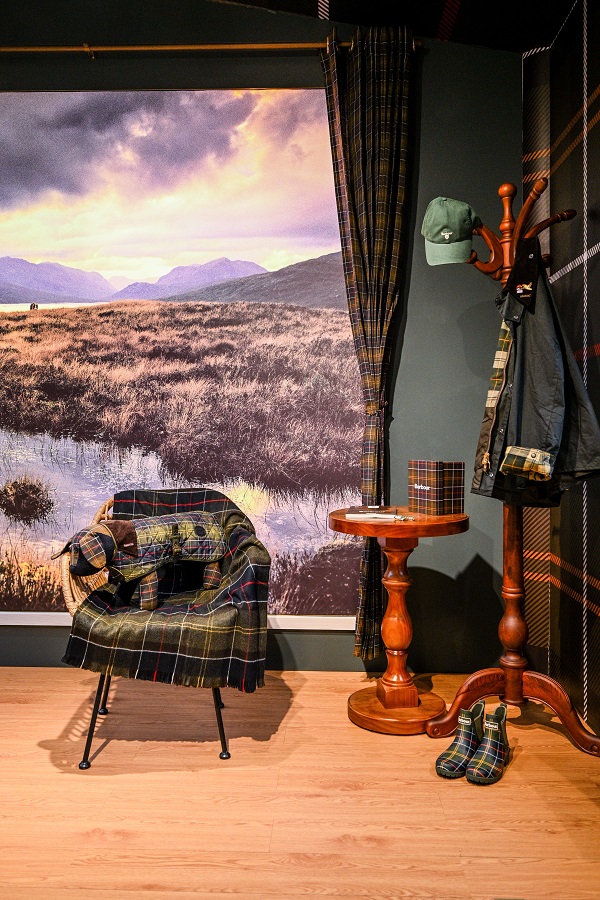 20250930132757izddf.jpg 6389466976081461791220475.jpg