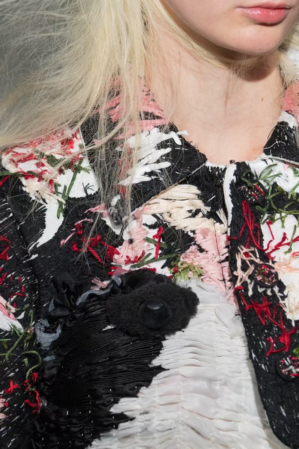 20251011224316oewvx.jpg 68e87e101ba64.jpg