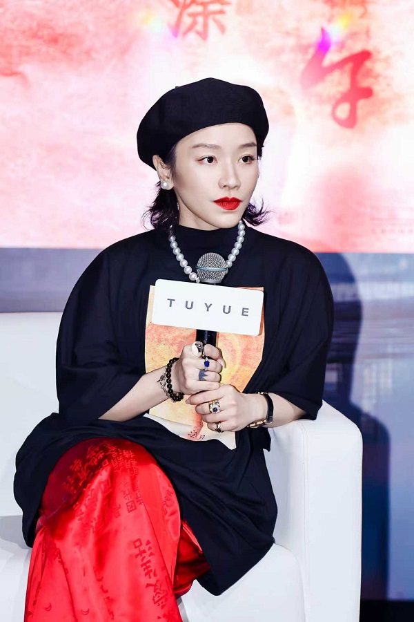 20251013223046kduir.jpg 设计师杨盈盈.jpg