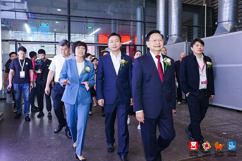 20251017213252idirx.jpg WechatIMG126.jpg