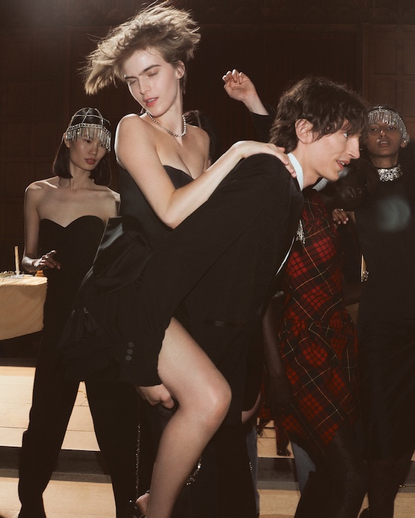 McQUEEN SS26 PRE-CO_HOLIDAY_1080_X_1350_15.jpg