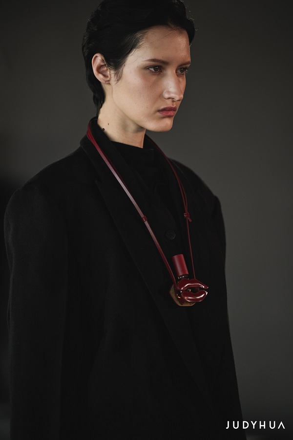 20251031112424vwbmw.jpg 6902de1a3c93c.jpg