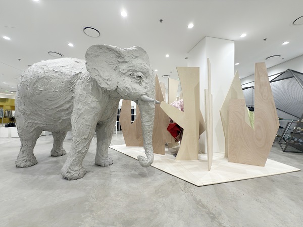 01 1F - Elephant Space - CDG Installation .jpg