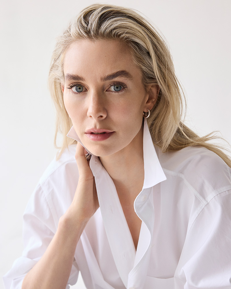 兰蔻全球代言人Vanessa Kirby.jpg
