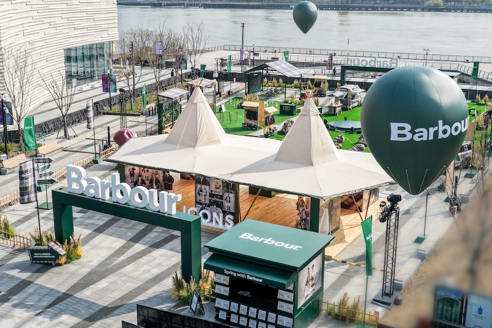 Barbour“春迹漫行”主题快闪活动 (1).jpg